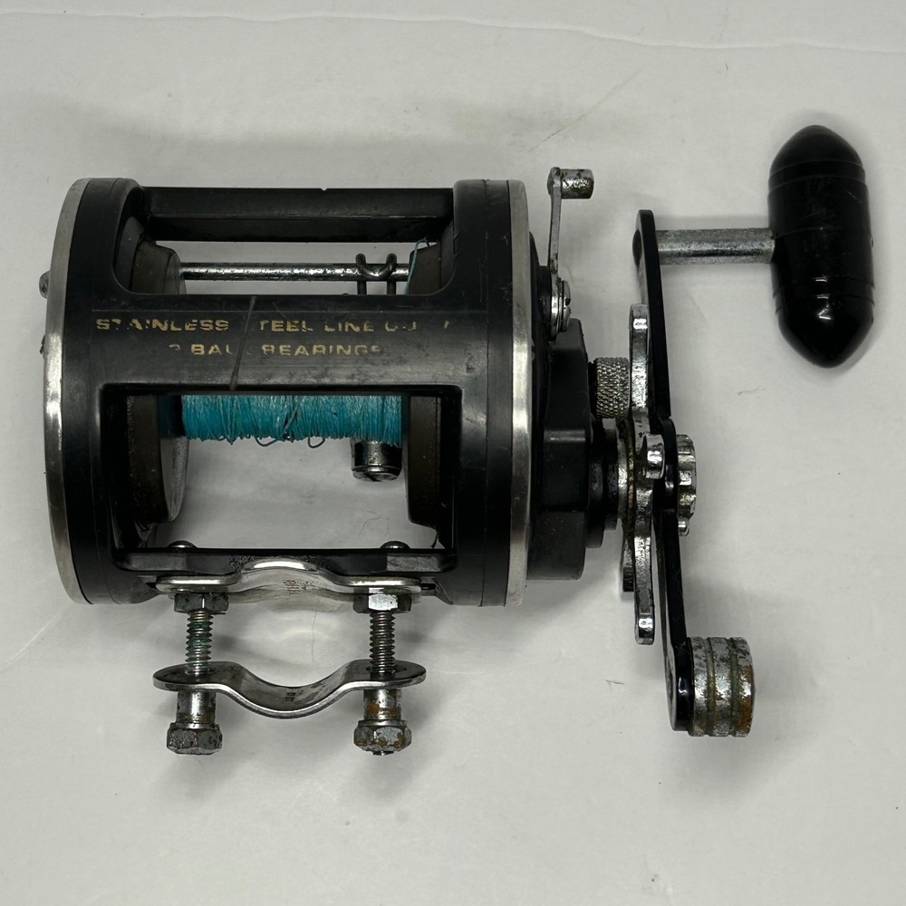 Vintage Penn‎ 3 Ball Bearings Conventional Fishing Reel Stainless Steel Line